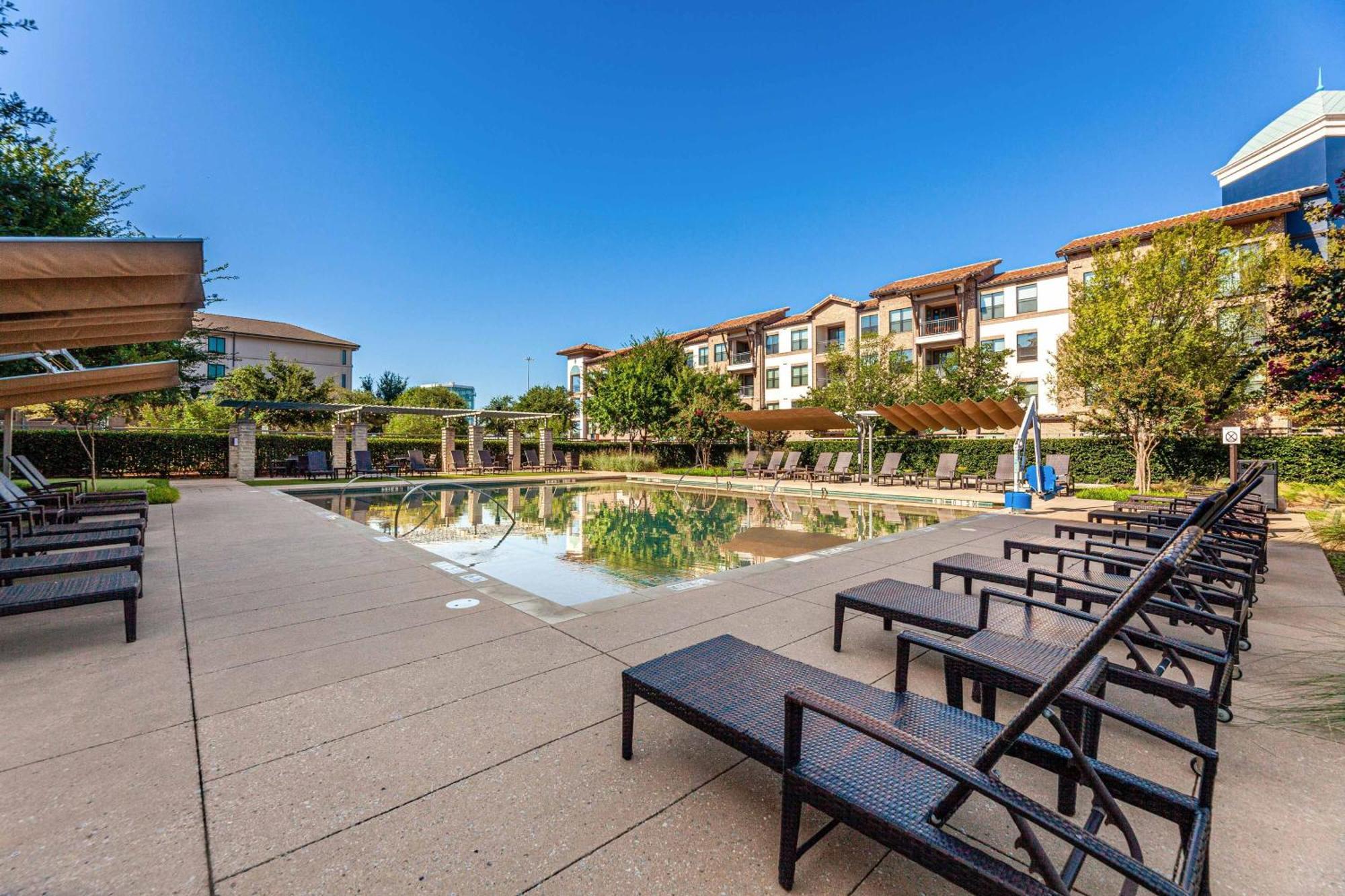 Sheraton Hotel Stonebriar The Colony Exterior photo